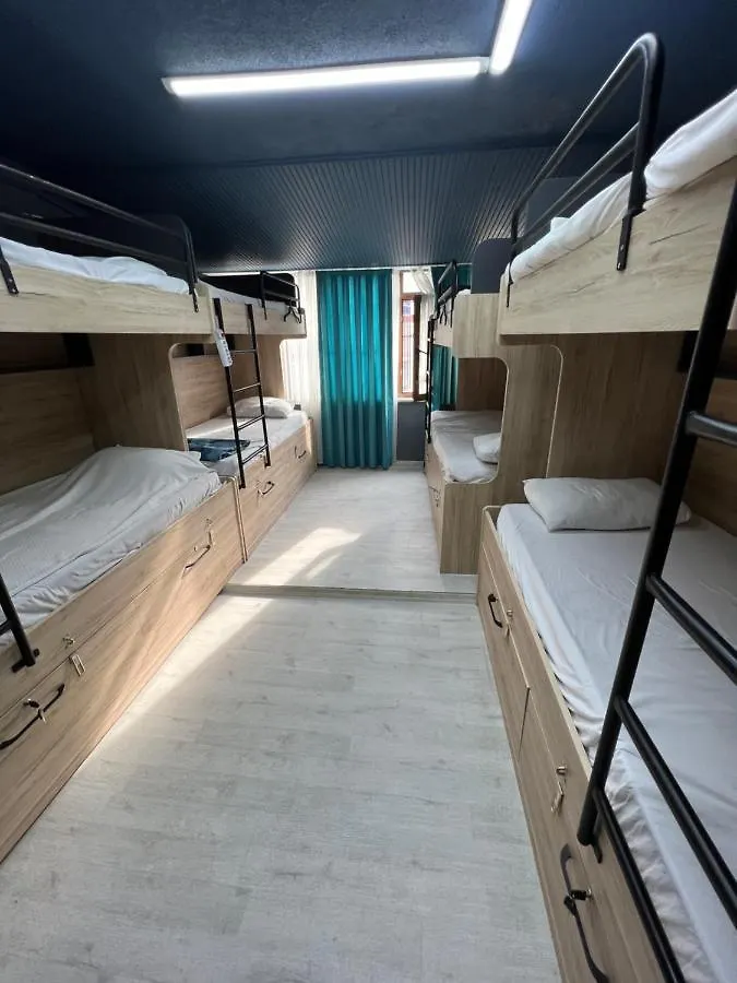 Istiklal Hostel Estambul Turquía