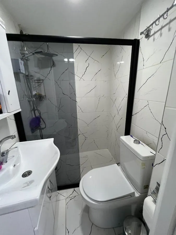 Istiklal Hostel Istanbul Apartment
